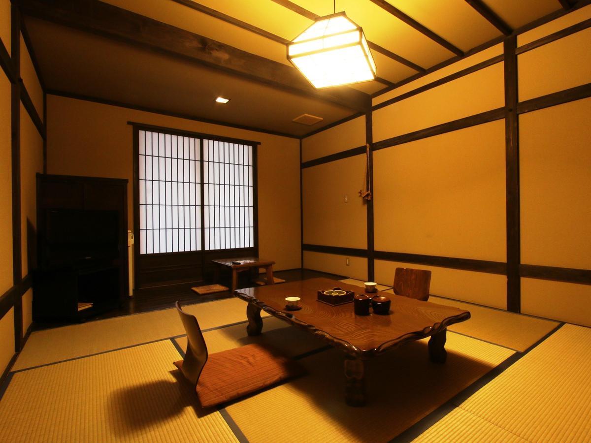 Отель Hatago Chujikan Маэбаси Экстерьер фото